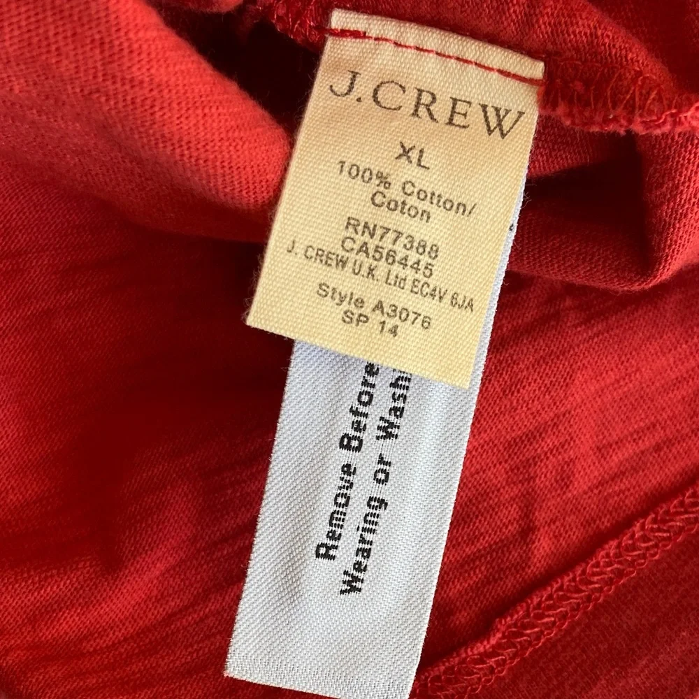 NWT Men’s J. Crew Red and Blue Block Tee XL- 100%‎ Cotton